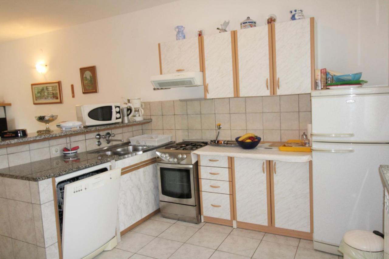 Apartment Valentina Ližnjan Εξωτερικό φωτογραφία