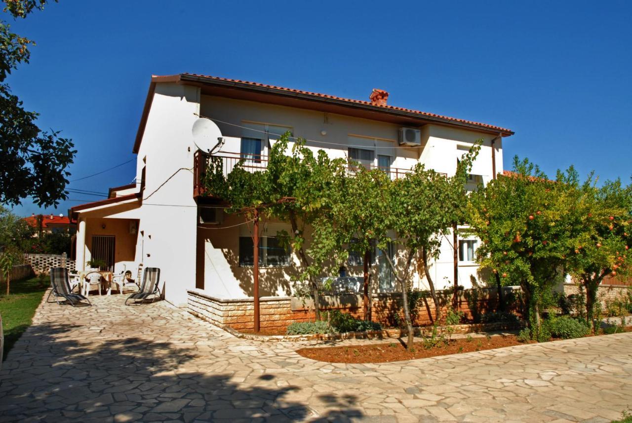Apartment Valentina Ližnjan Εξωτερικό φωτογραφία