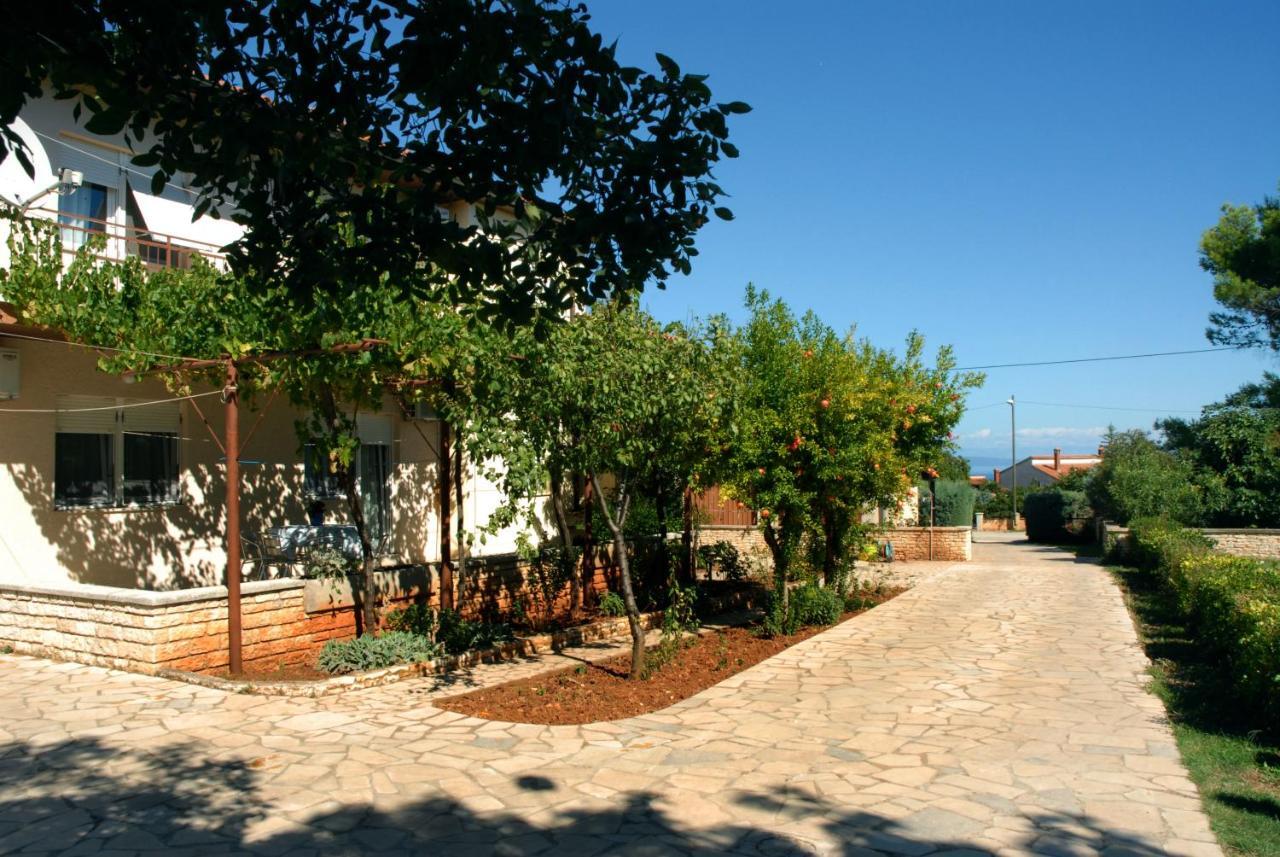Apartment Valentina Ližnjan Εξωτερικό φωτογραφία