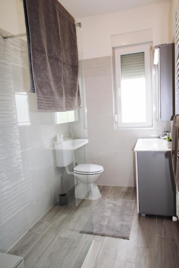 Apartment Valentina Ližnjan Εξωτερικό φωτογραφία